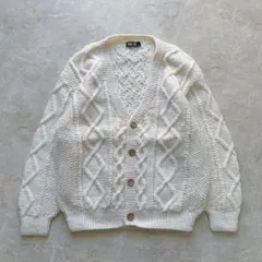 アイボリー ケーブルニットカーディガン アランニット風