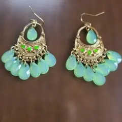 エスニック調 ドロップピアス ライトグリーン