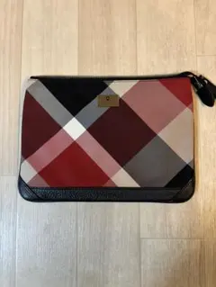 ブラックレーベル クレストブリッジ クラッチバッグ