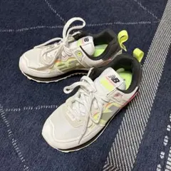 New Balance スニーカー ホワイト/グレー/イエロー574
