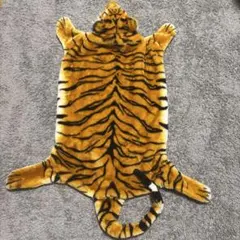 トラ型 ラグマット 虎 ぬいぐるみ風 インテリア