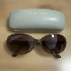 カルバン・クライン サングラスのサムネイル