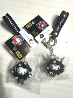 関西大阪万博 黒ミャクミャク サンリオ キーホルダー　ポチャコ　クロミ