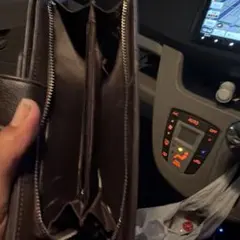 ブラウンレザー長財布 ダブルファスナー