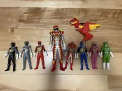 キョウリュウジャー　戦隊ヒーローフィギュア8体＋1