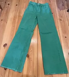 zaraカラージーンズ(パンツ緑)