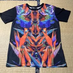 総柄 Tシャツ