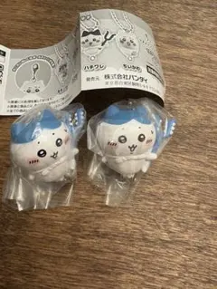 ちいかわ　つまんでつなげてますこっと