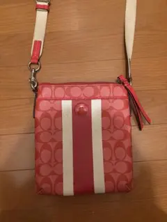 COACH シグネチャー ショルダーバッグ レッドのサムネイル