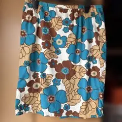 MOGA 花柄 ひざ丈 タイトスカートのサムネイル