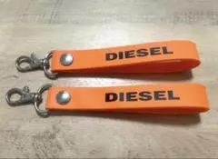 DIESEL キーホルダー オレンジ 2個セット