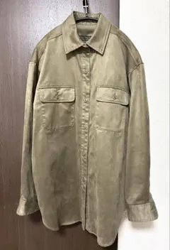▪️新品未使用　YVON INED Nvague カーキ　フェイクスエードシャツ