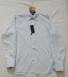 トミーヒルフィガー 製品表記Mサイズ 新品・タグ付き