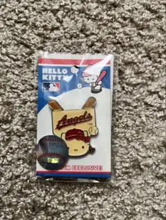 【希少！新品未使用】ドジャース ハローキティ コラボピンバッジ