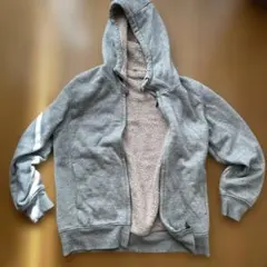 グレー パーカー