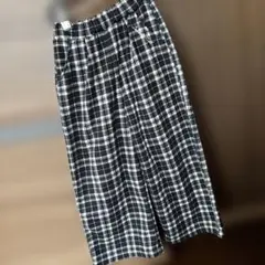 黒と白のチェック柄ロングパンツ 120cm