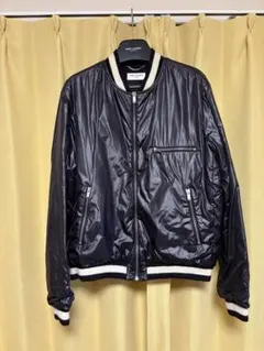 美品 サンローラン 袖レザー スタジャン ジャケット 48 ハンガー付 【76】 美品 サンローラン 袖レザー スタジャン ジャケット 48 ハンガー