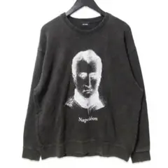 BEAMS / Napoleon プリント クルーネック スウェット　ナポレオン