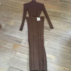 ZARAトップス、スカート