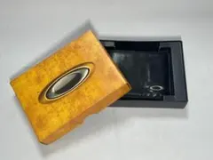 OAKLEY 四つ折りレザーウォレット 2025年最新】OAKLEY 折り財布の人気アイテム - メルカリ