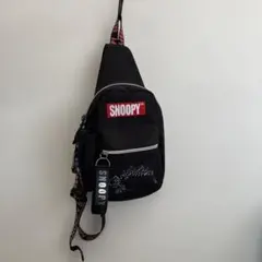 SNOOPY ボディバッグ 黒 メッシュポケット付き