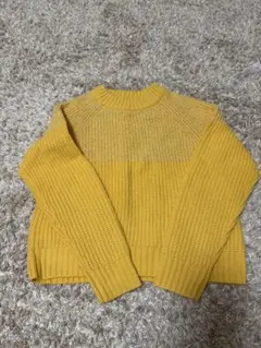イエロー 長袖セーター