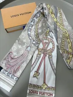 【未使用】 Louis Vuitton ヴィトン バンドー タグ付き 箱 水色系 未使用】 ヴィトン Louis Vuitton バンドー タグ付き 箱 水色系