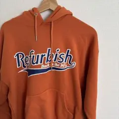 オレンジ パーカー