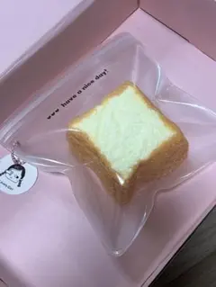 ぷ*ん様 スクイーズ　パン　ふわふわ