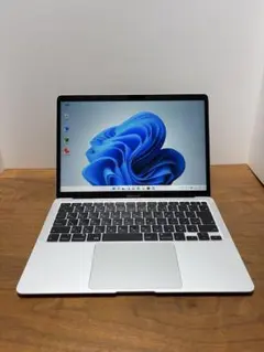 美品❗️MacBook Air 2020 intel Windows シルバー