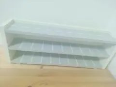 スリーコインズ　駐車場　パーキング　収納