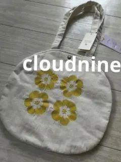 cloudnine　クラウドナイン　綿麻ツイル 花刺繍 楕円形バッグ　アイボリーのサムネイル