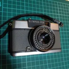 OLYMPUS PEN EE レンジファインダー カメラ OLYMPUS PEN EE | 初めてのフィルムカメラにオススメできる