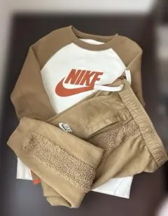 ナイキ　NIKE 上下セット　サイズ130