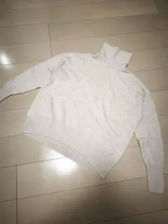 green label relaxing　ライトグレー タートルネック ニット