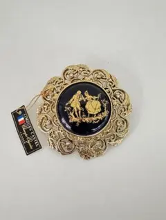 Limoges Castel リモージュキャッスル ブローチ 金彩 貴族柄のサムネイル