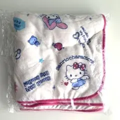 新品未使用　サンリオ　ブランケット
