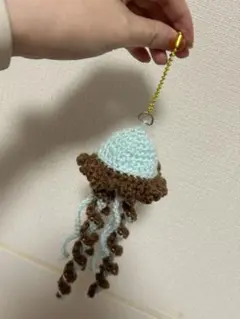 あみぐるみクラゲ チョコミント色 ボールチェーン付き