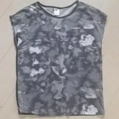 トレーニング用adidas グレー Tシャツ Mサイズ