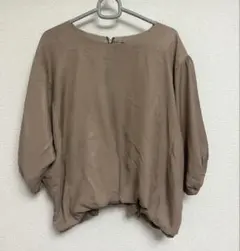 YECCA VECCA イェッカヴェッカ バックジッパー トップス