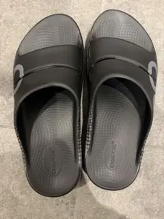 Oofos ブラック サンダル