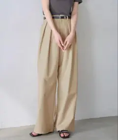タックボリュームワイドスラックス