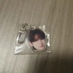DAIKI 顔面アクリルキーホルダー