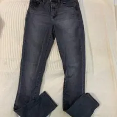 UNIQLO スキニーデニム 24 (61cm) ダークグレー