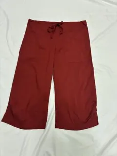 be presentヨガパンツ