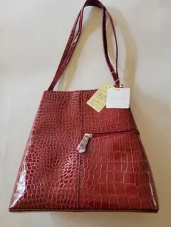 未使用タグ付きショルダーバッグ