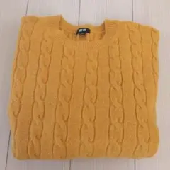 UNIQLO スフレヤーンケーブルクルーネックセーター L　ユニクロ　カラシ色