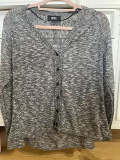 ⭐︎美品⭐︎DIESEL ディーゼル　ボタン付き薄手カーディガン グレー長袖