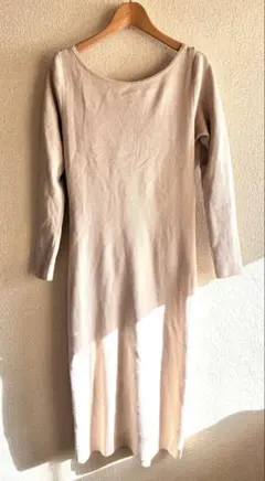 スナイデルベージュ 長袖 ニットワンピース