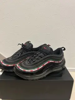 undefeated スニーカー